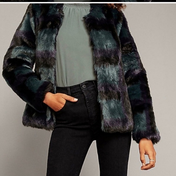 ANN TAYLOR Plaid Plush Faux Fur Jacket Size XS - Picture 2 of 11